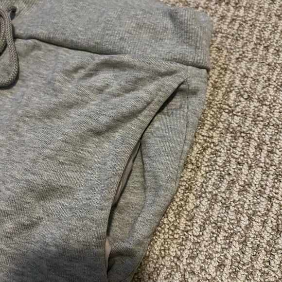 Y3 Grey sweat suit in size small, comes with hoodie and pants - Picture 9 of 9